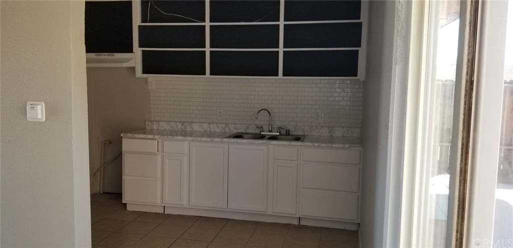 13222 Mohawk Road Apple Valley, CA 92308 - Photo 15 of 29