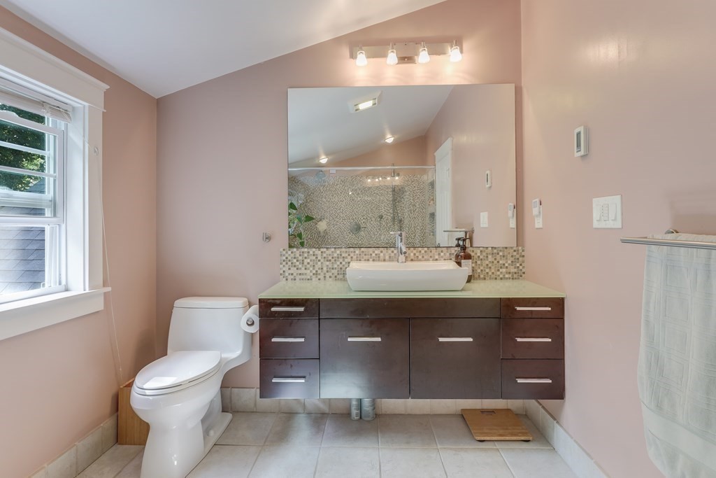 214 Wolcott Road Brookline, MA 02467 - Photo 18 of 30