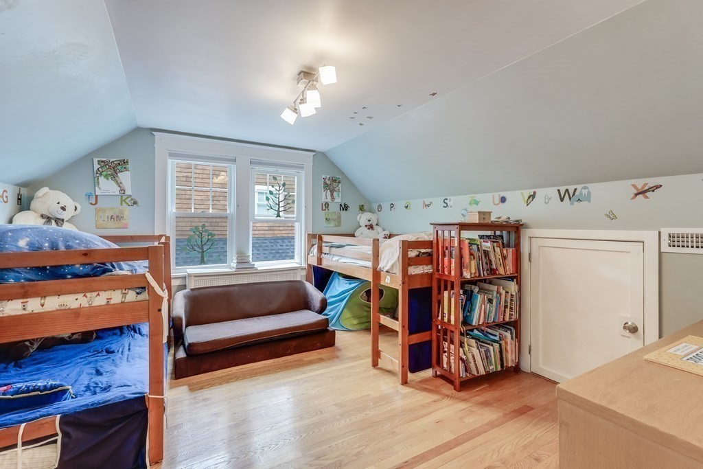 214 Wolcott Road Brookline, MA 02467 - Photo 20 of 30