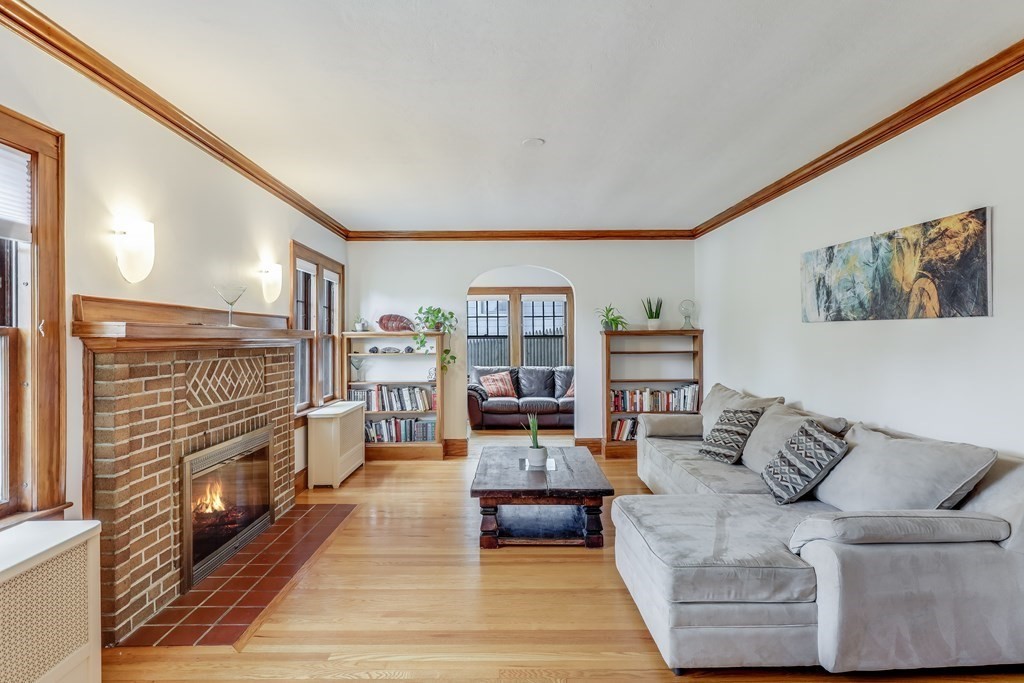 214 Wolcott Road Brookline, MA 02467 - Photo 4 of 30