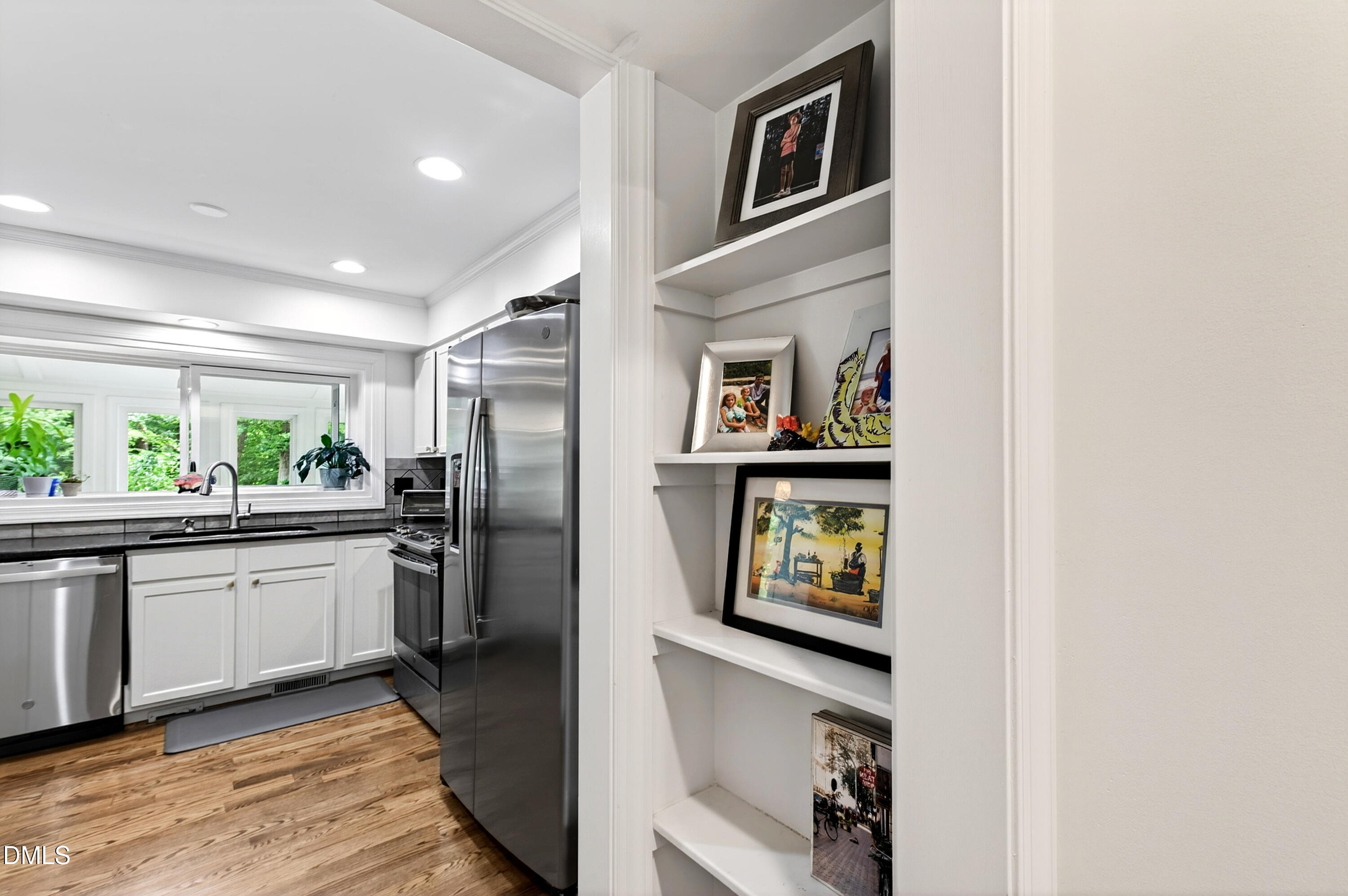 4704 Radcliff Road Raleigh, NC 27609 - Photo 23 of 70 Gallery Image 23