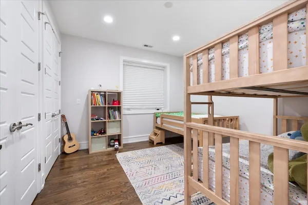 $840,000 | 3816 North Ashland Avenue, Unit 1S, Chicago, IL 60613