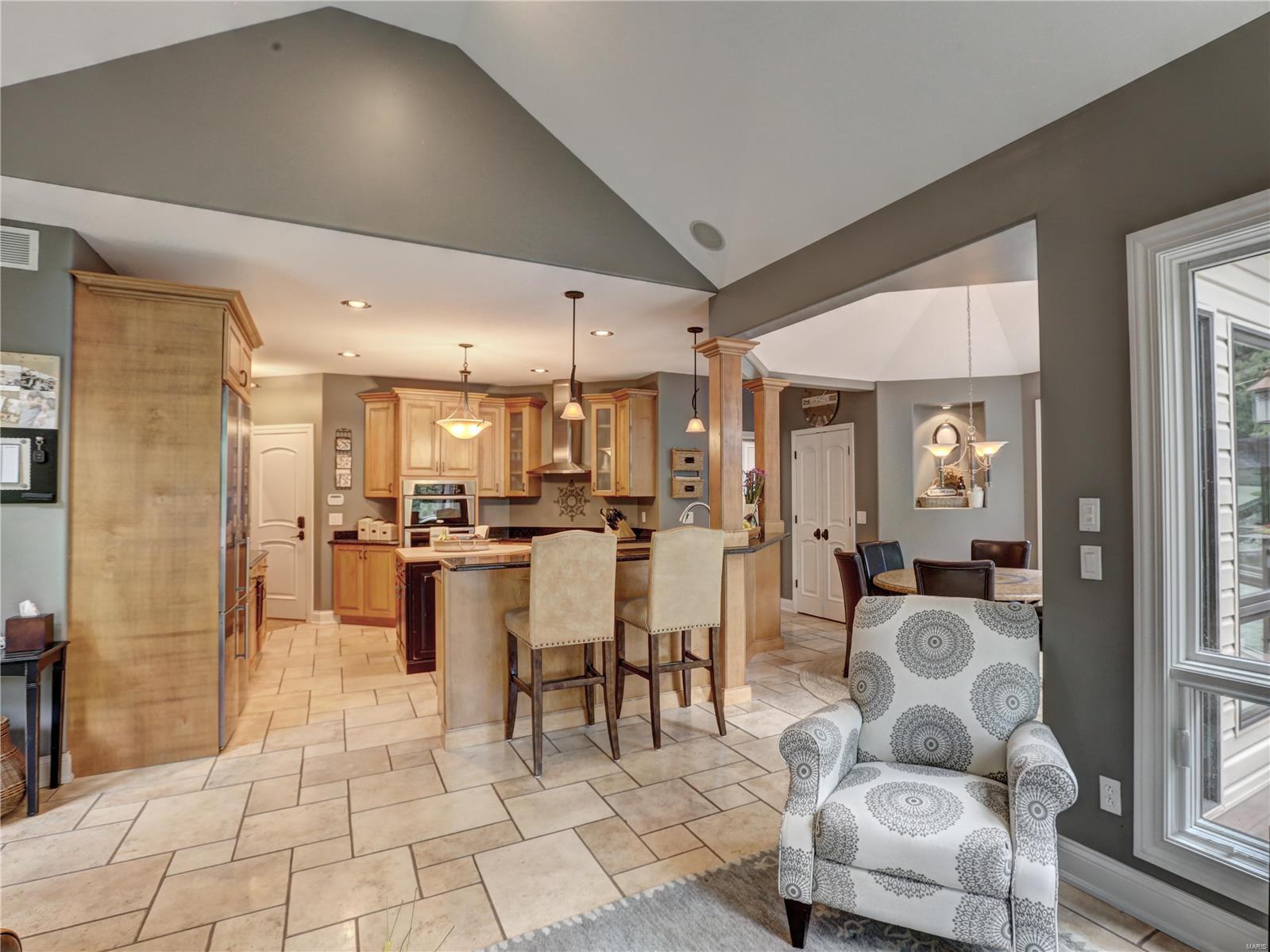 711 Forest Ridge Trail Lane Ballwin, MO 63021 - Photo 11 of 44 Gallery Image 11