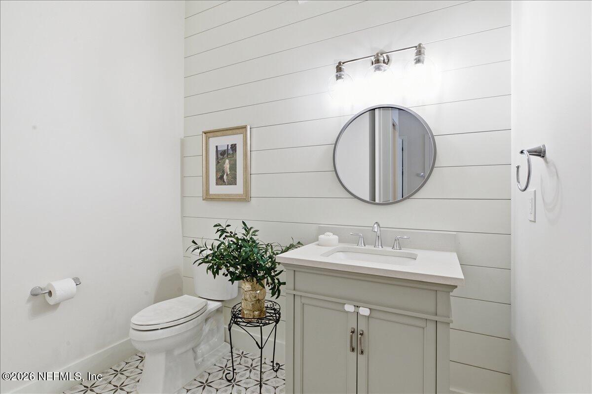 370 8th Street Atlantic Beach, FL 32233 - Photo 9 of 34 powder room