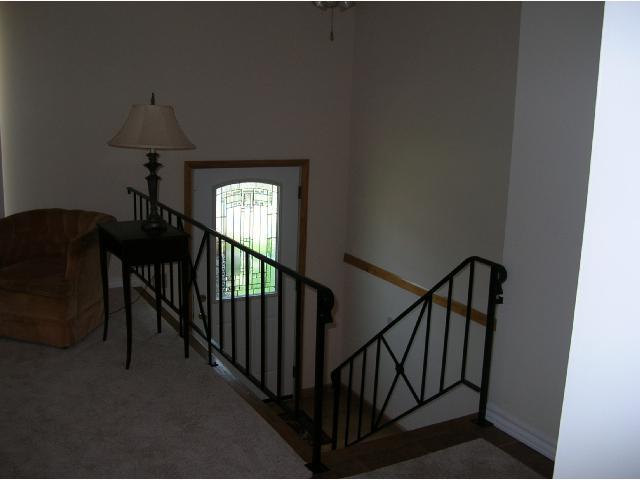 629 Fairholme Road Columbus, OH 43230 - Photo 5 of 8