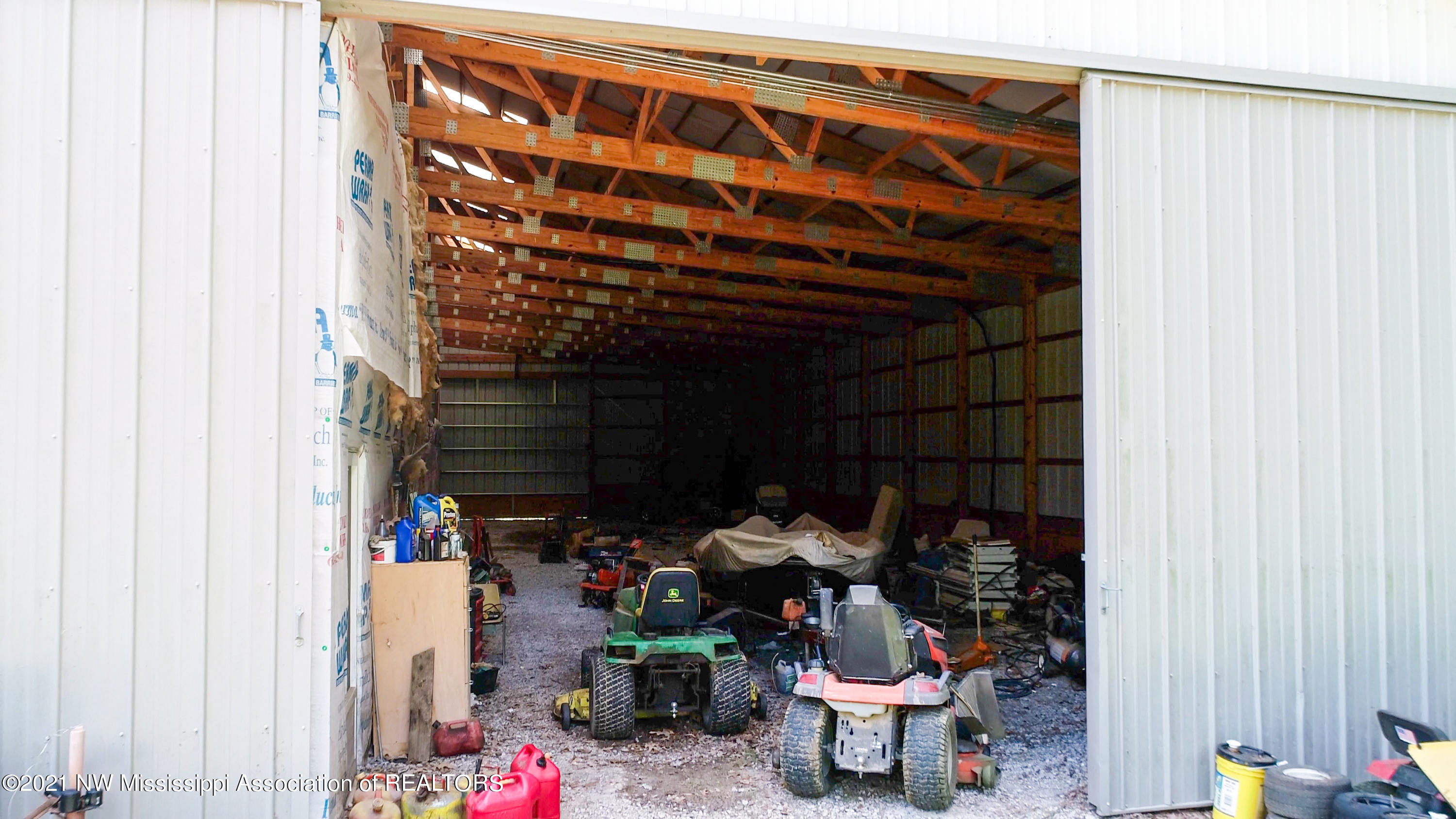 2575 Nesbit Road Nesbit, MS 38651 - Photo 11 of 14 Barn storage