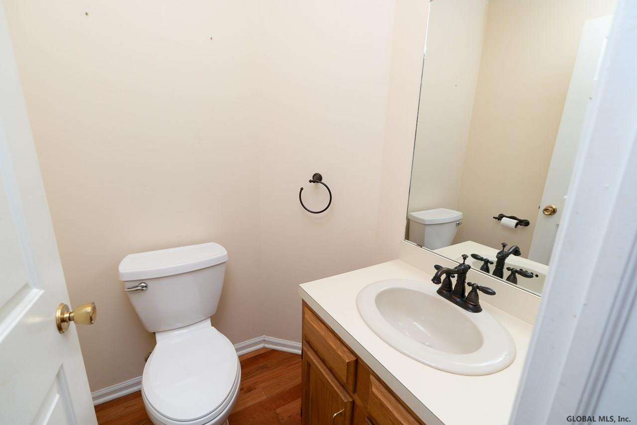 3 Ridgefield Drive Guilderland, NY 12186 - Photo 13 of 41 Photo 13