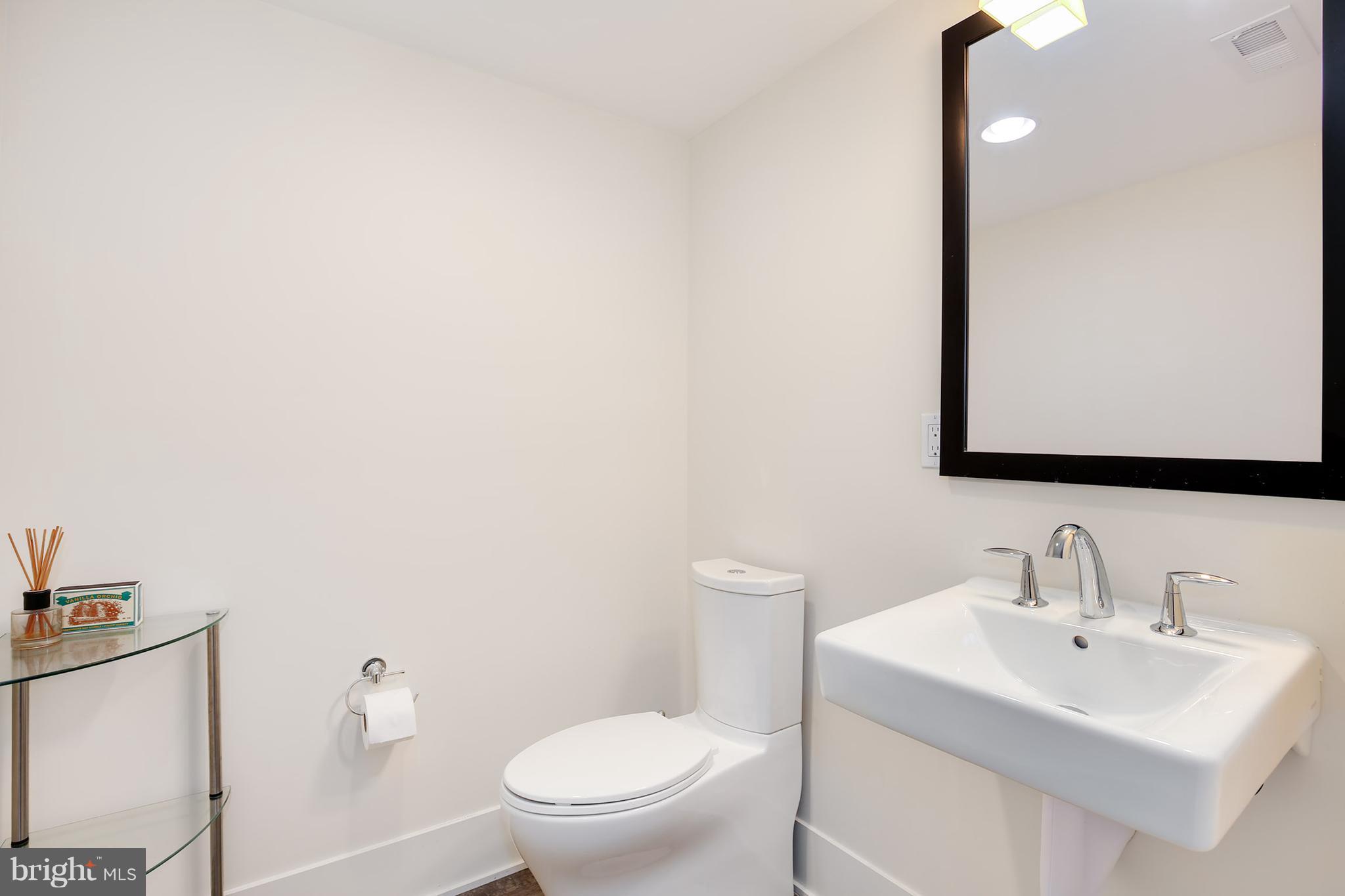 5128 Willet Bridge Road Bethesda, MD 20816 - Photo 13 of 30 Bath