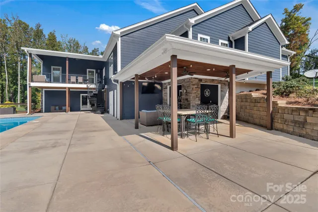 $1,590,000 | 216 Mariposa Road, Stanley, NC 28164