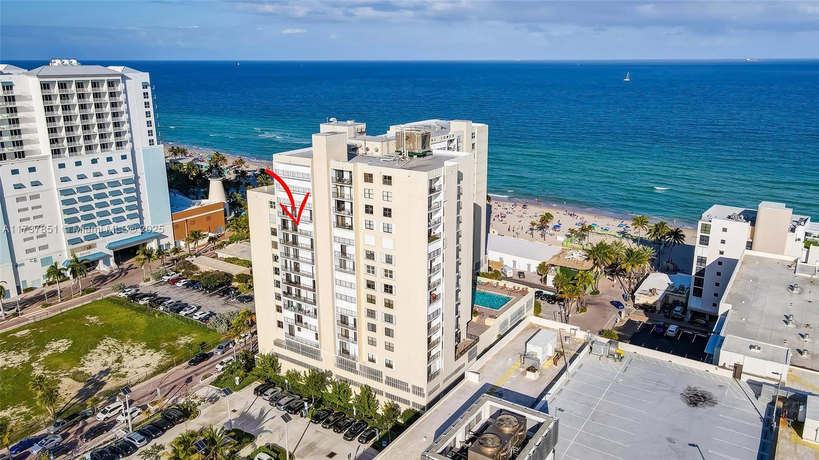 322 Buchanan Street, Unit 907 Hollywood, FL 33019 - Photo 36 of 45