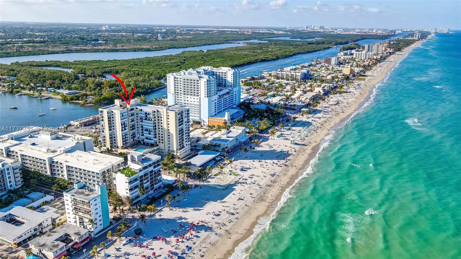 322 Buchanan Street, Unit 907 Hollywood, FL 33019 - Photo 42 of 45