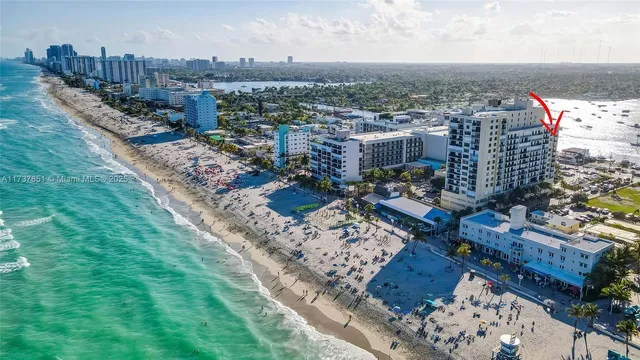 $569,000 | 322 Buchanan Street, Unit 907, Hollywood, FL 33019