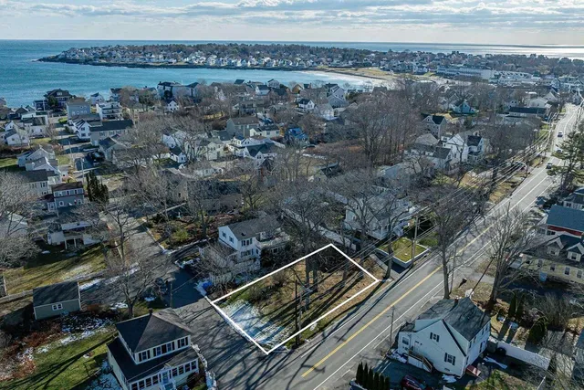 $425,000 | 51 Main Street, York, ME 03909