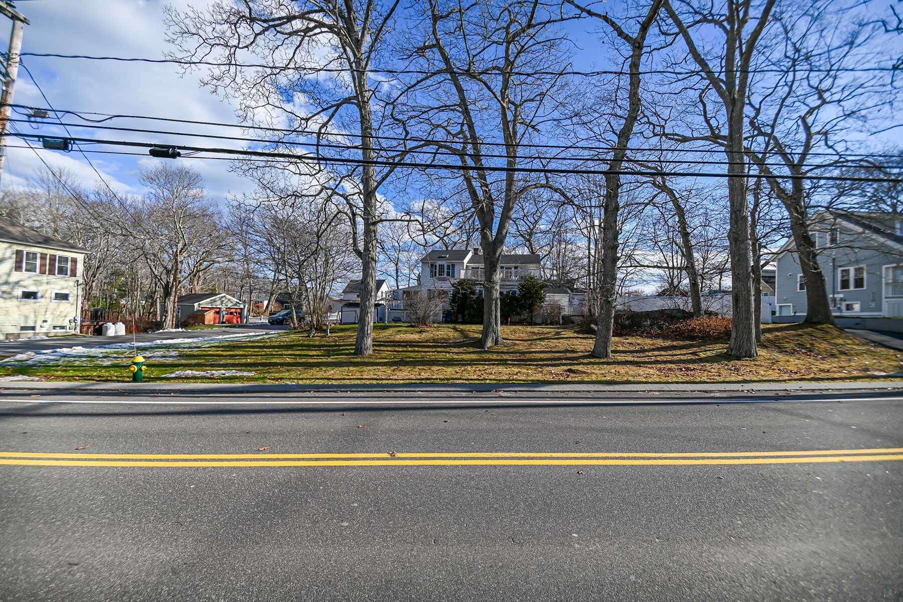 51 Main Street York, ME 03909 - Photo 8 of 19 8