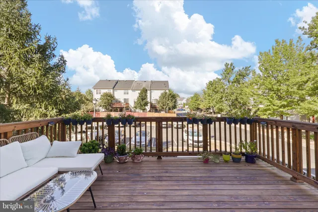 $594,800 | 12100 Brevard Park Court, Bristow, VA 20136