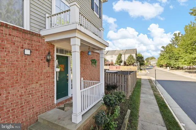 $594,800 | 12100 Brevard Park Court, Bristow, VA 20136