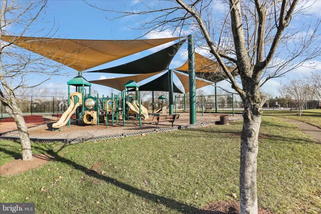 $594,800 | 12100 Brevard Park Court, Bristow, VA 20136