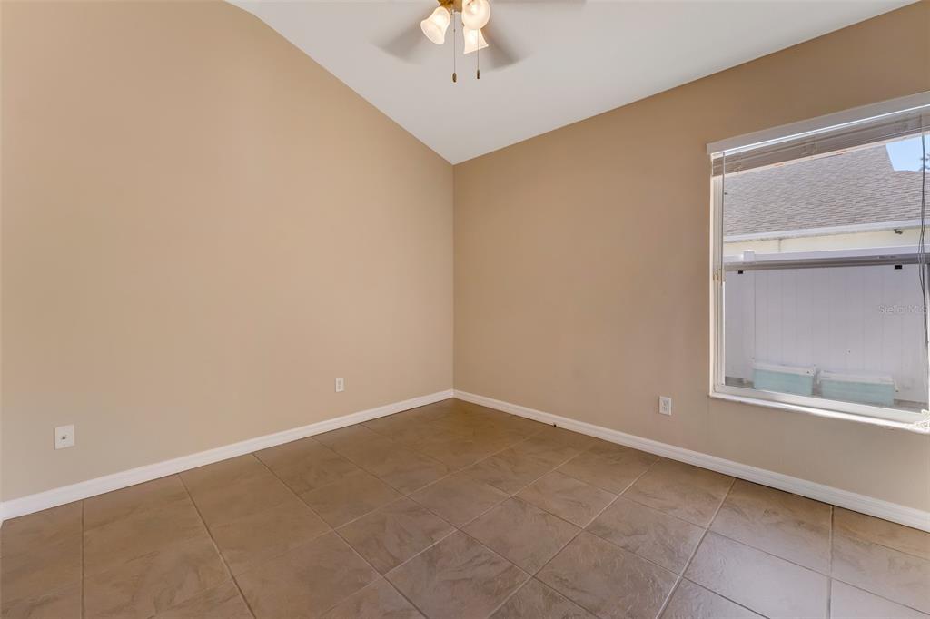 1442 Lake Shore Ranch Drive Seffner, FL 33584 - Photo 8 of 38