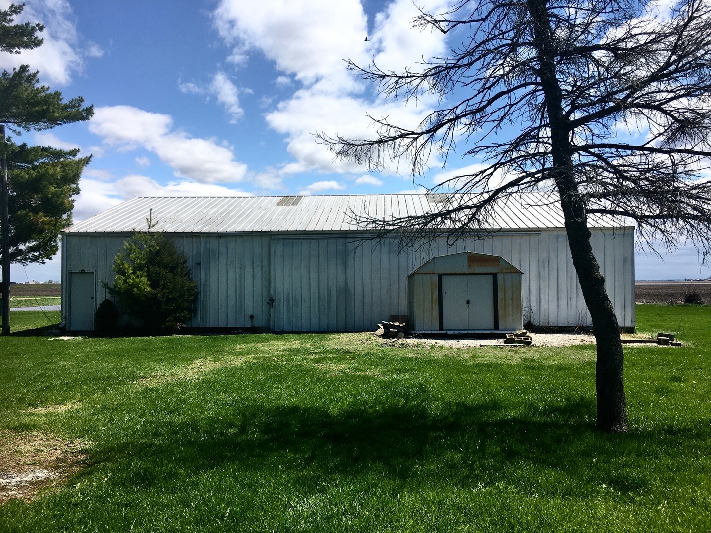 1114 North 38th Road Ottawa, IL 61350 - Photo 7 of 11