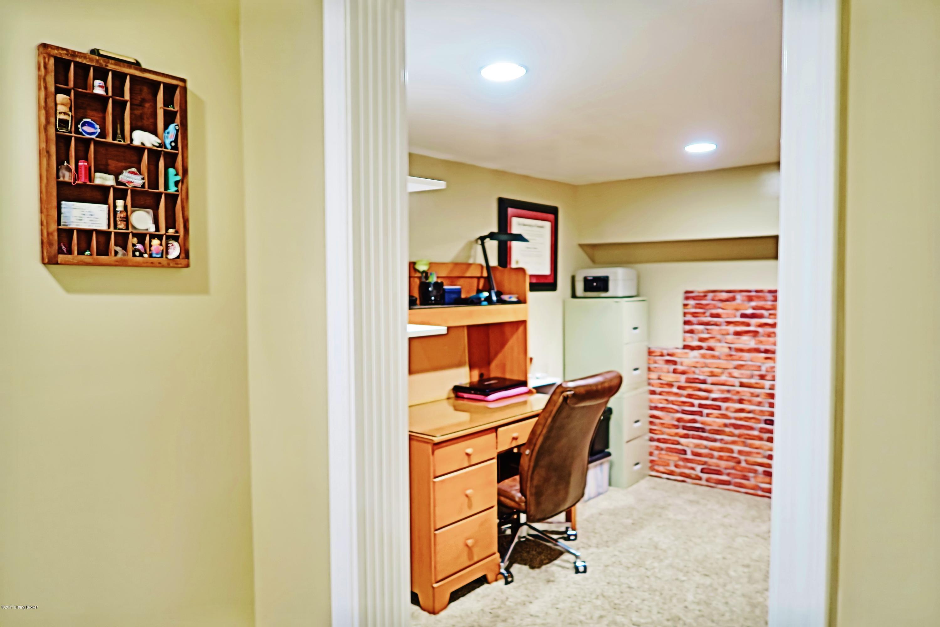 10015 Rimfire Road Louisville, KY 40291 - Photo 37 of 56 Basement office