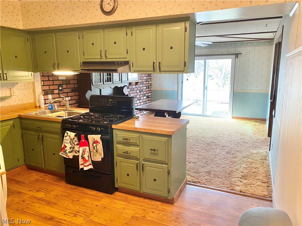 336 Hillside Road Independence, OH 44131 - Photo 2 of 19 Vintage farm house style kitchen