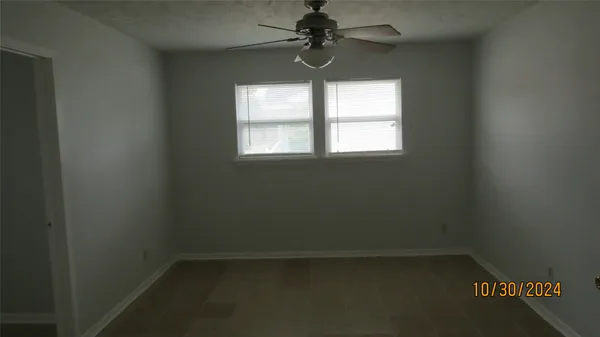 $1,300 | 2207 North Cleveland Street, Dayton, TX 77535