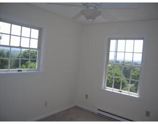 44 Winneconnett Road Worcester, MA 01605 - Photo 7 of 8 Gallery Image 7