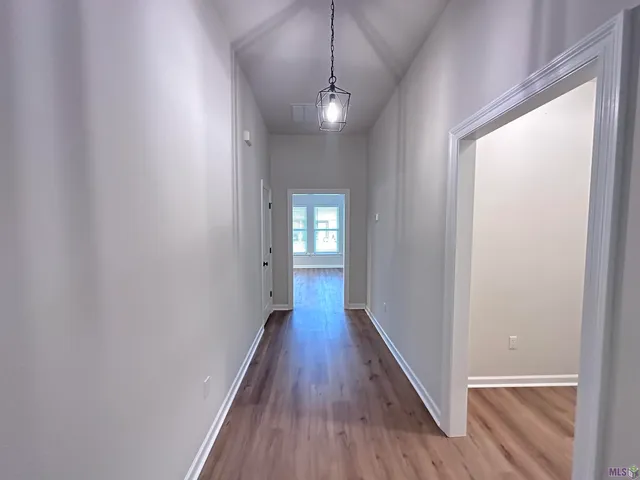 $1,950 | 143 Villa Drive, Thibodaux, LA 70301