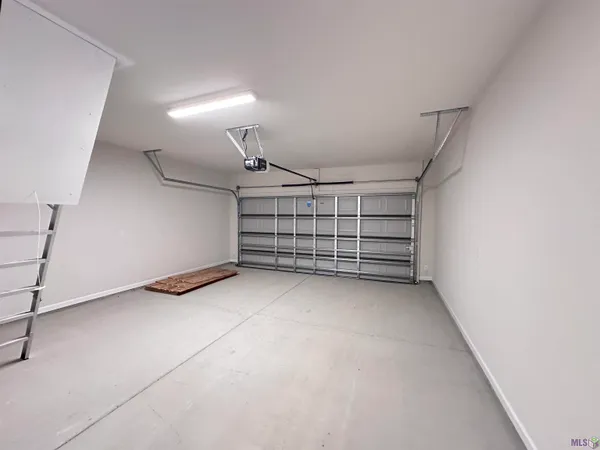 $1,950 | 143 Villa Drive, Thibodaux, LA 70301