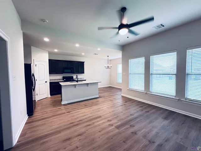 $1,950 | 143 Villa Drive, Thibodaux, LA 70301