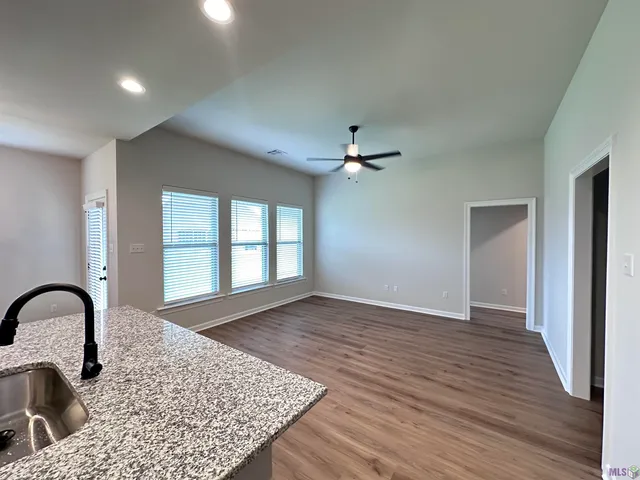 $1,950 | 143 Villa Drive, Thibodaux, LA 70301