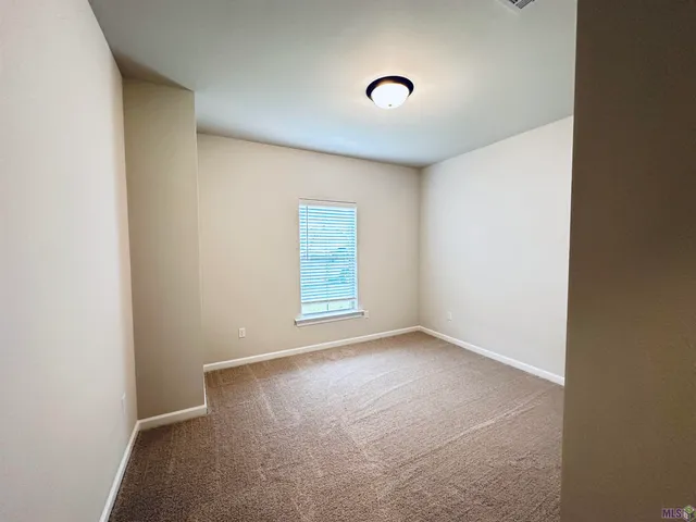 $1,950 | 143 Villa Drive, Thibodaux, LA 70301