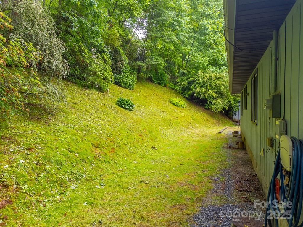 302 Mitchell Road Sylva, NC 28779 - Photo 39 of 48 a view of a yard
