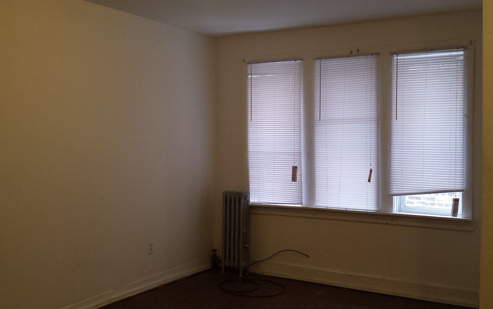5304 West Division Street, Unit G Chicago, IL 60651 - Photo 4 of 5 a view of an empty room