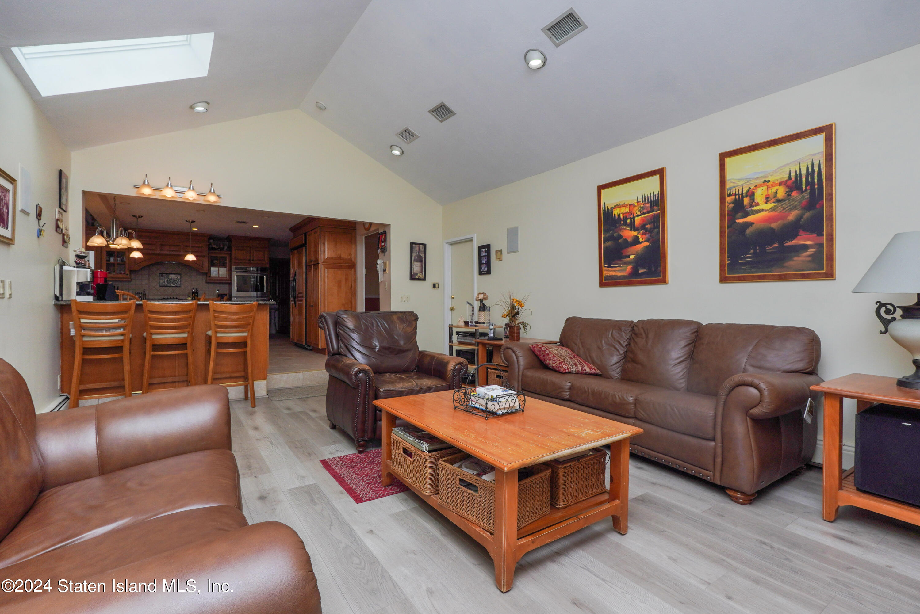 1400 Woodrow Road Staten Island, NY 10309 - Photo 19 of 40 (19) LIVING ROOM OTHER ANGLE