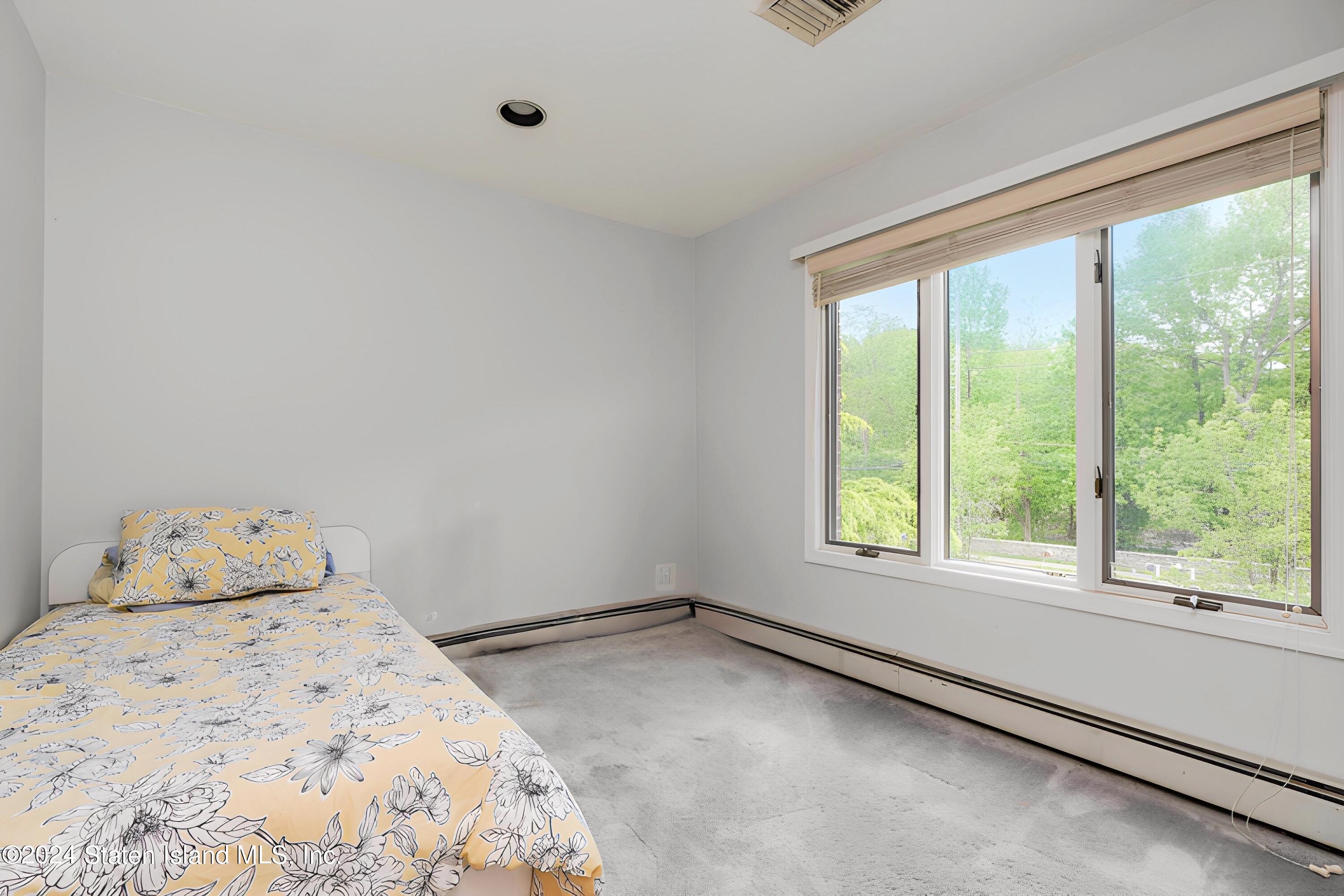 1400 Woodrow Road Staten Island, NY 10309 - Photo 29 of 40 (29) FOURTH BEDROOM