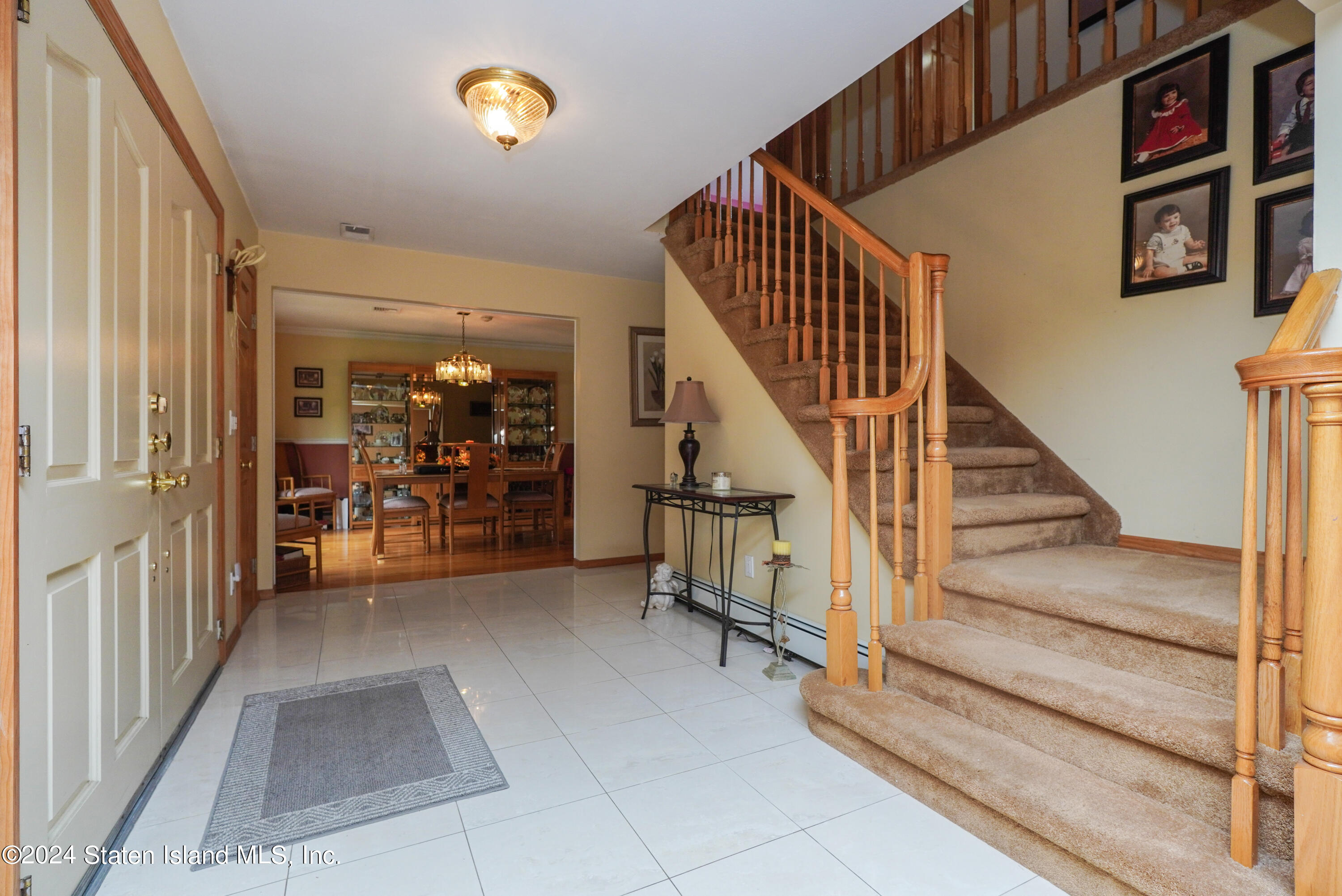 1400 Woodrow Road Staten Island, NY 10309 - Photo 4 of 40 (4) ENTRY