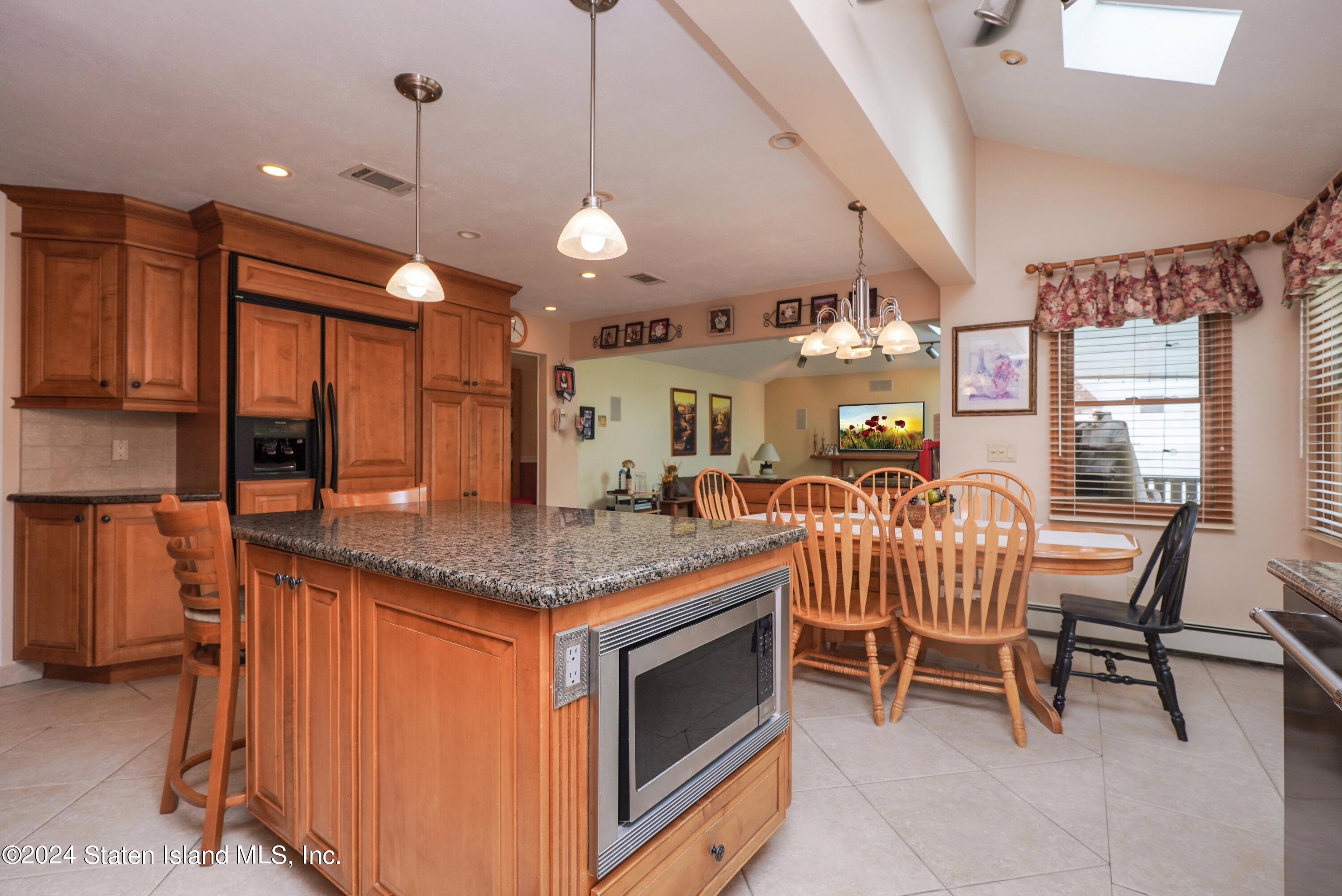 1400 Woodrow Road Staten Island, NY 10309 - Photo 10 of 40 (10) KITCHEN OTHER ANGLE