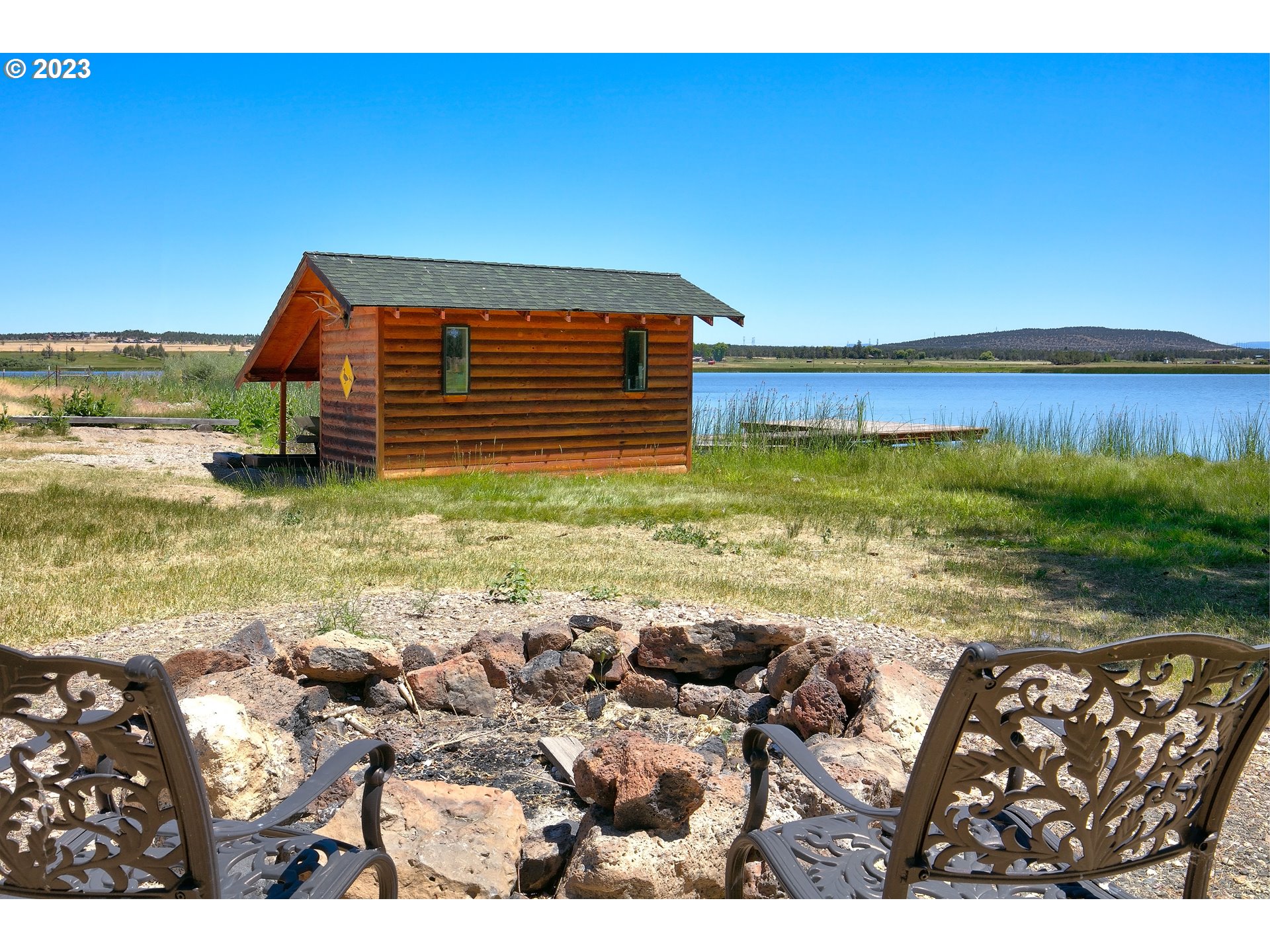 11677 Southwest Houston Lake Road Powell Butte, OR 97753 - Photo 12 of 35 a view of an ocean