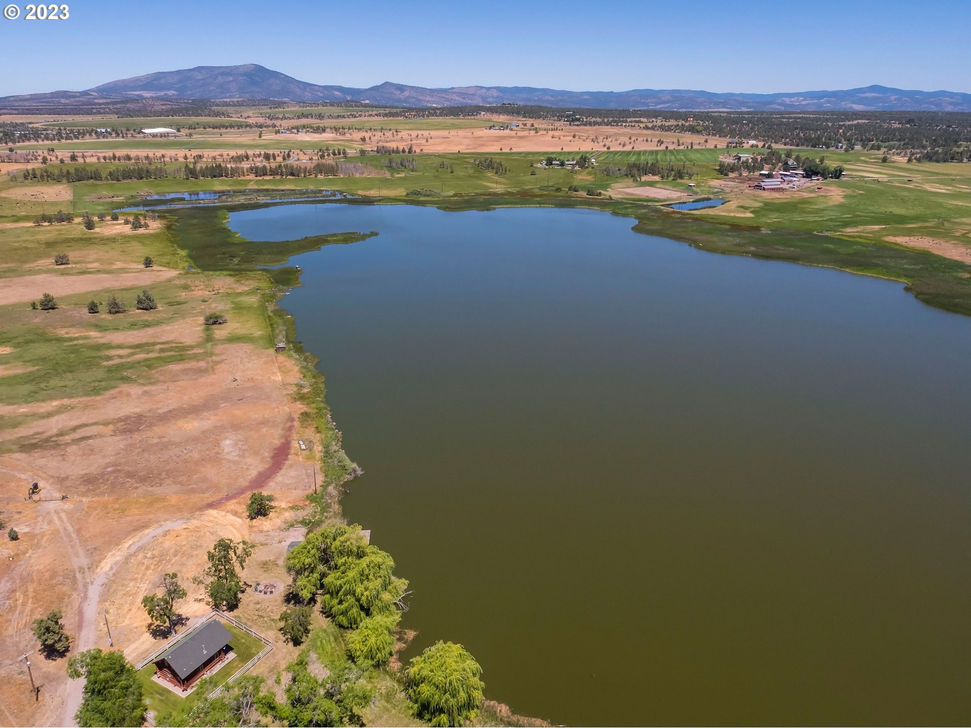 11677 Southwest Houston Lake Road Powell Butte, OR 97753 - Photo 20 of 35 a view of an ocean and city