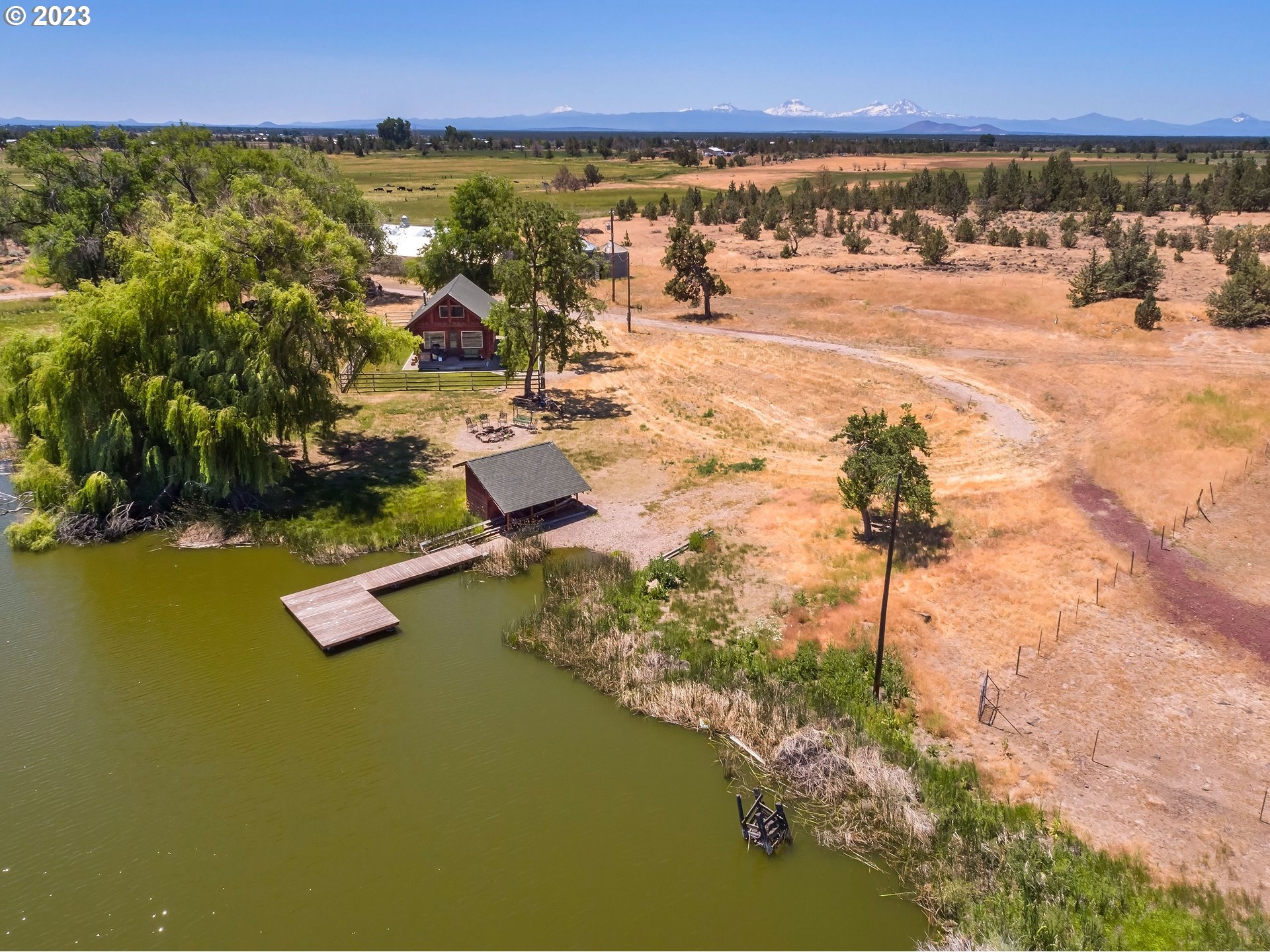 11677 Southwest Houston Lake Road Powell Butte, OR 97753 - Photo 23 of 35 a view of an ocean with city