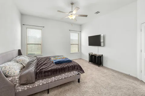 $440,000 | 718 Hereford Loop, Hutto, TX 78634