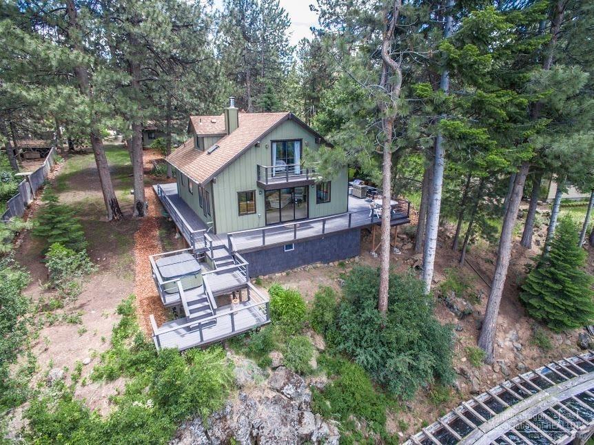 18806 Choctaw Road Bend, OR 97702 - Photo 1 of 25 Enjoy numerous new upgrades including -