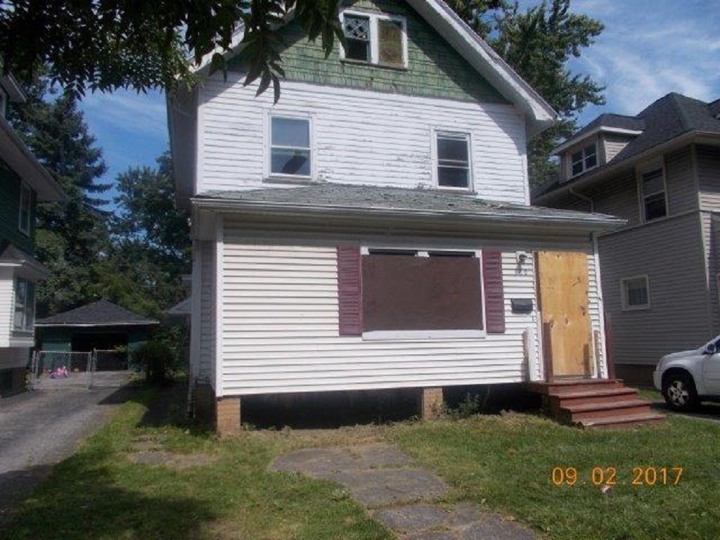 360 Clay Avenue Rochester, NY 14613 - Photo 1 of 1