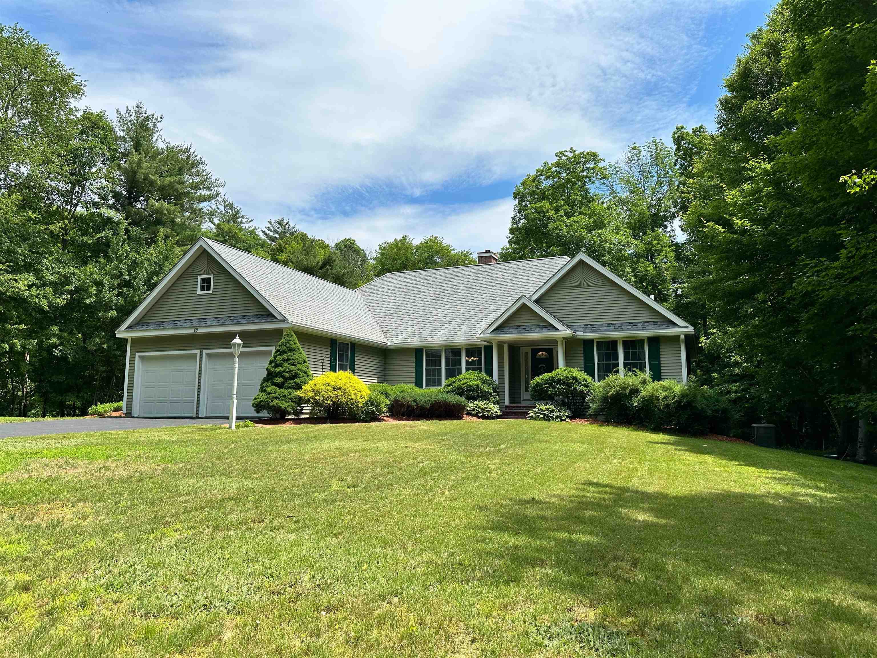 89 Odell Road Sandown, NH 03873 - Photo 13 of 36