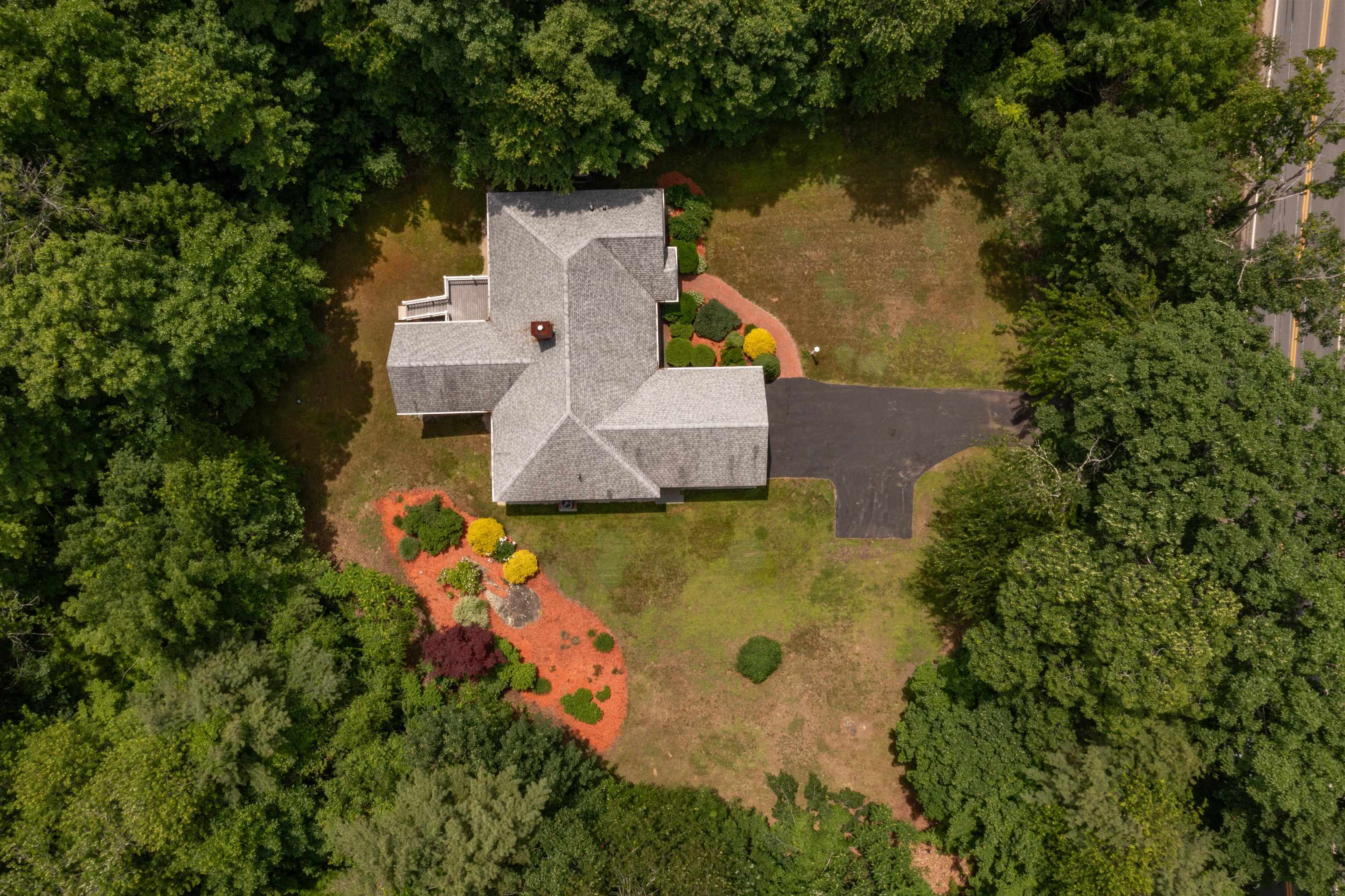 89 Odell Road Sandown, NH 03873 - Photo 32 of 36