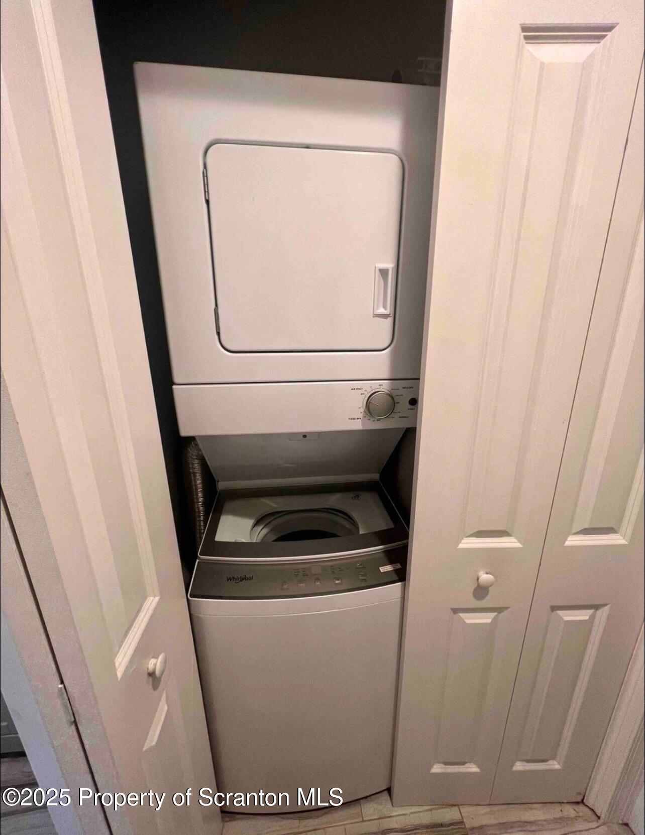 103 Orchard Lane Tobyhanna, PA 18466 - Photo 10 of 12 a utility room with dryer and washer