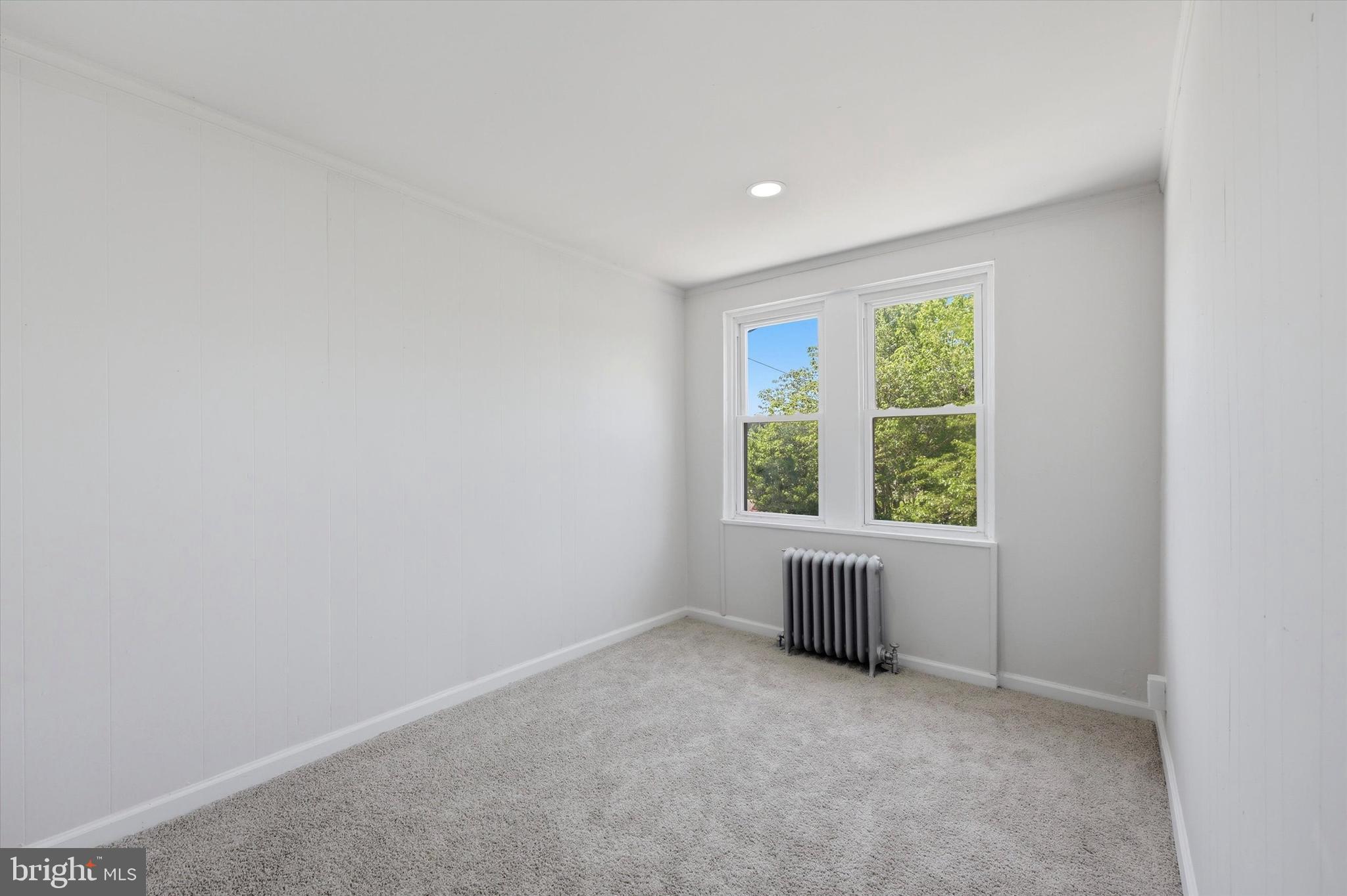 2658 Shields Street Philadelphia, PA 19142 - Photo 13 of 15