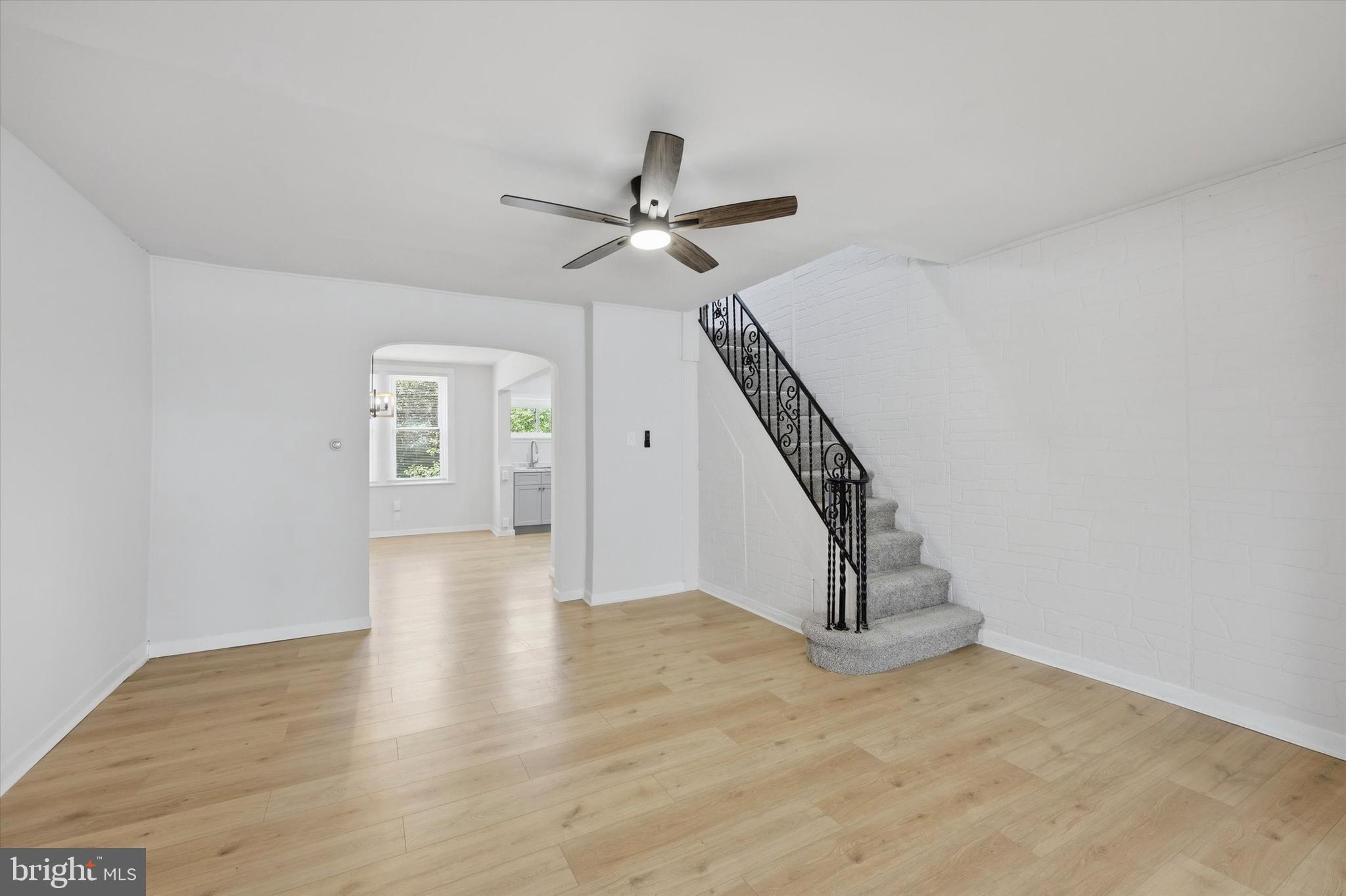 2658 Shields Street Philadelphia, PA 19142 - Photo 4 of 15