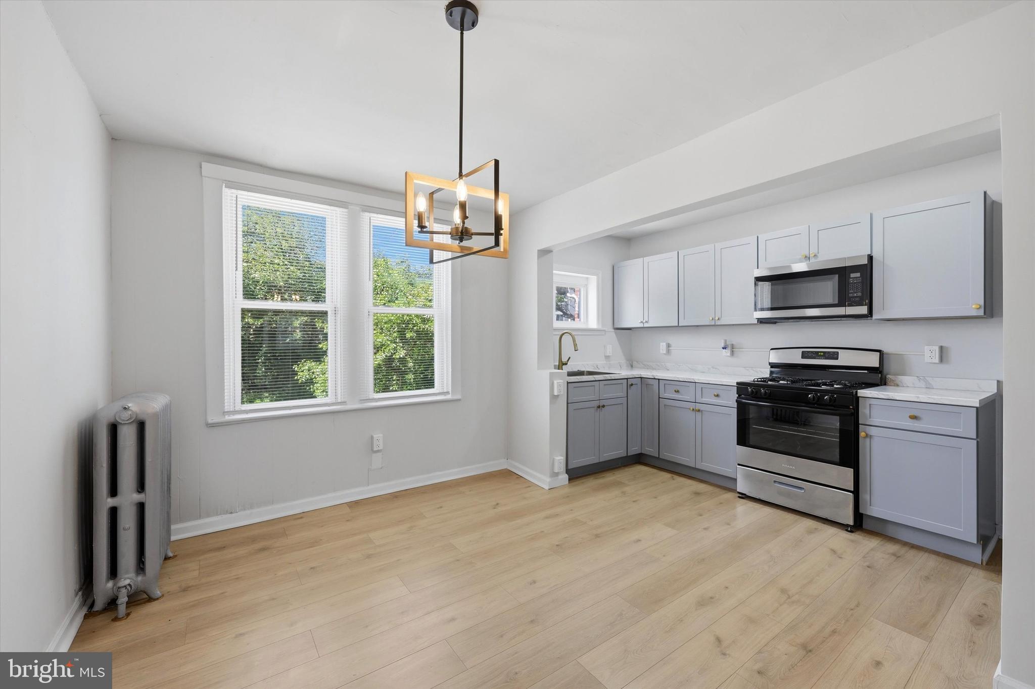 2658 Shields Street Philadelphia, PA 19142 - Photo 8 of 15